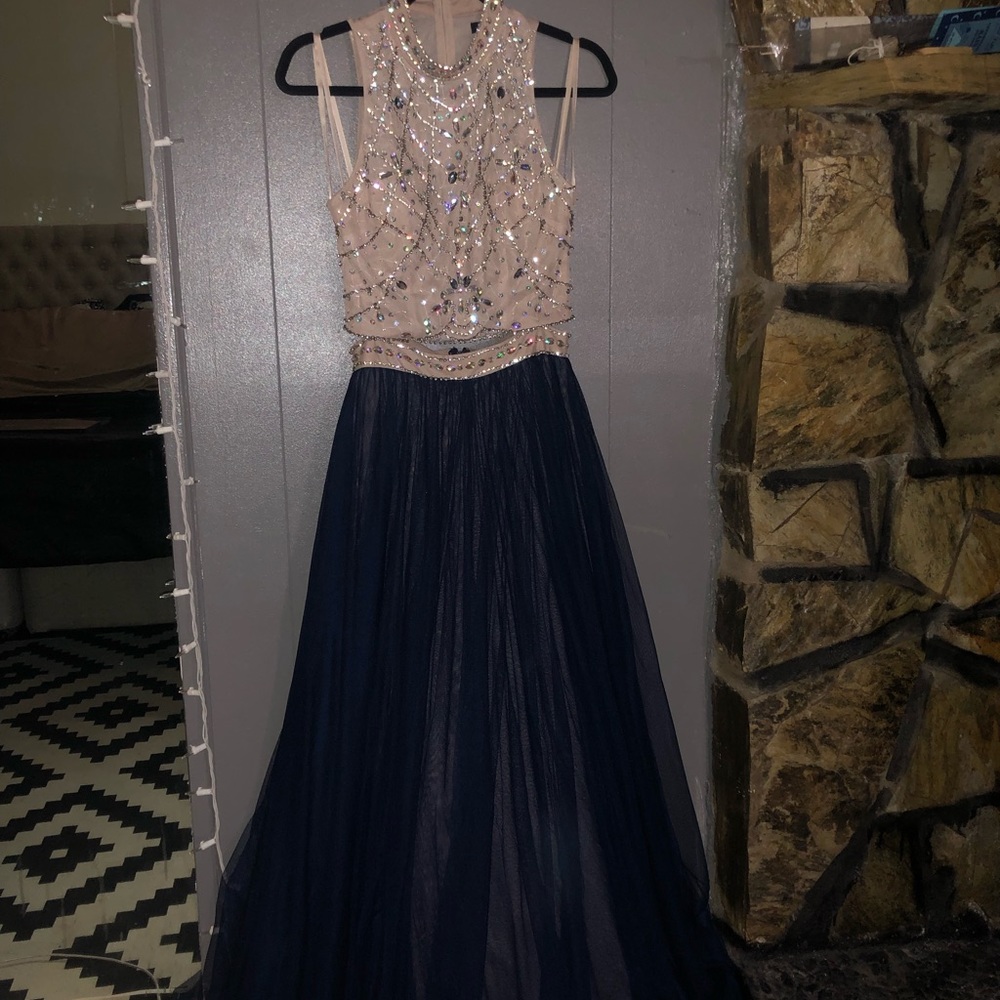 PROM DRESS!!! only worn once 😱